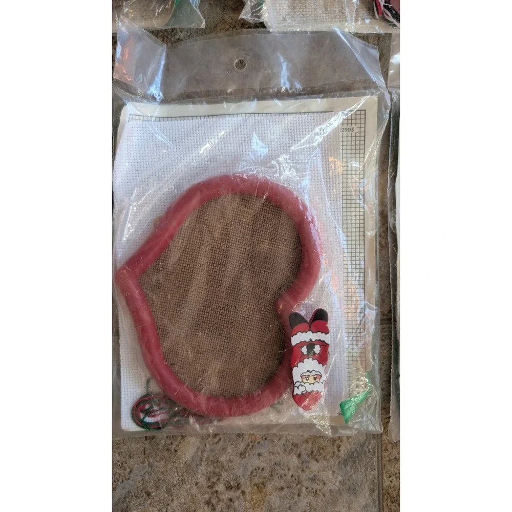 Lot 5 Hobby Kraft Christmas Counted Cross Stitch Kit Heart Frame Santa Snowman
